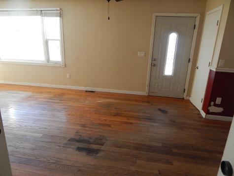 30 Hillcrest Street Gardiner ME 04345