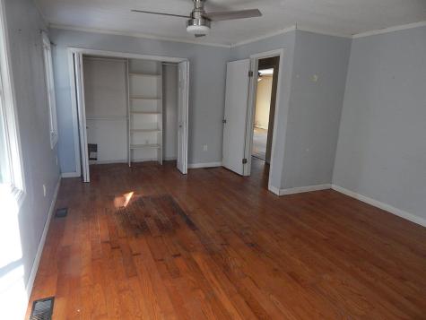 30 Hillcrest Street Gardiner ME 04345