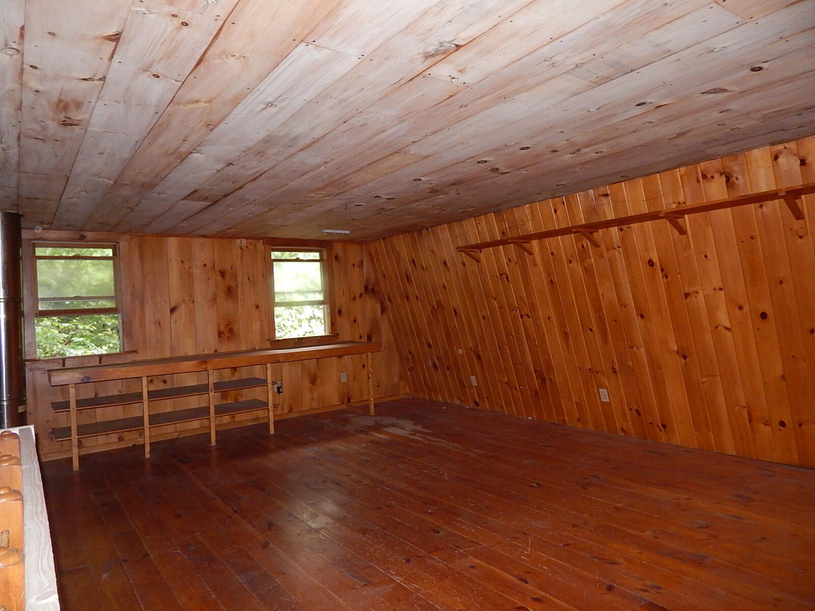 17 W Birch Lane Beaver Cove ME 04441