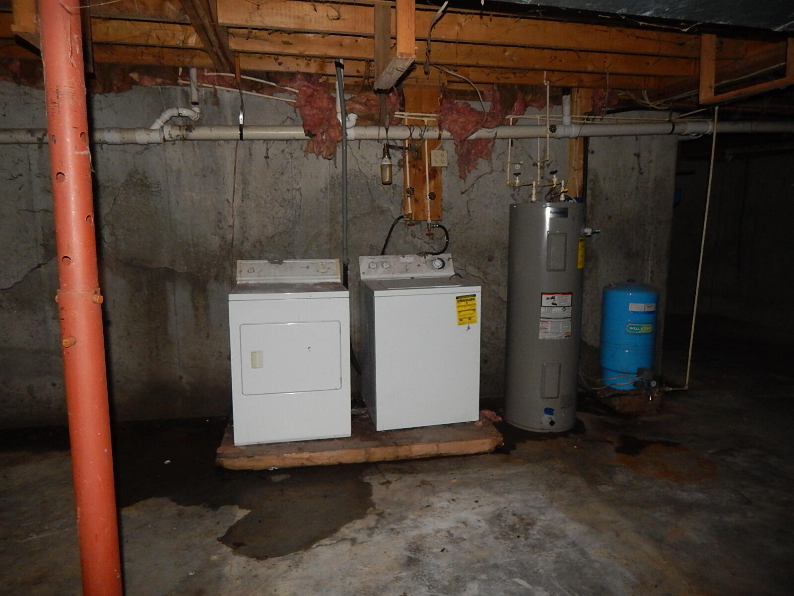 17 W Birch Lane Beaver Cove ME 04441