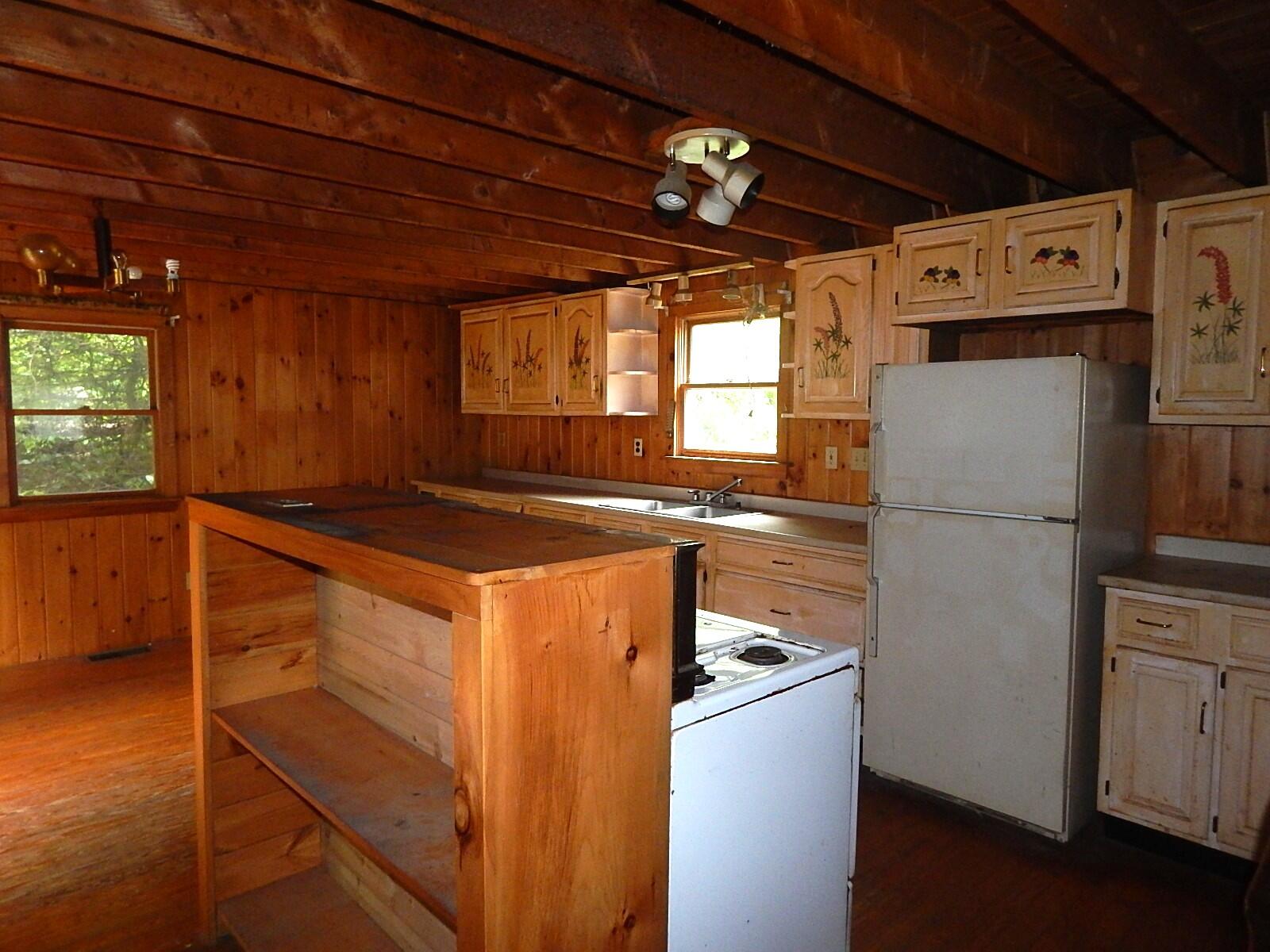 17 W Birch Lane Beaver Cove ME 04441