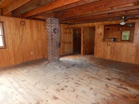 17 W Birch Lane Beaver Cove ME 04441