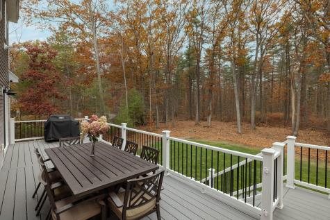 82 Stacy Lane Eliot ME 03903