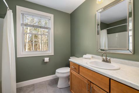 82 Stacy Lane Eliot ME 03903