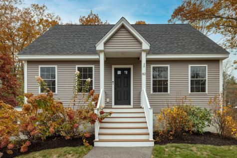 82 Stacy Lane Eliot ME 03903