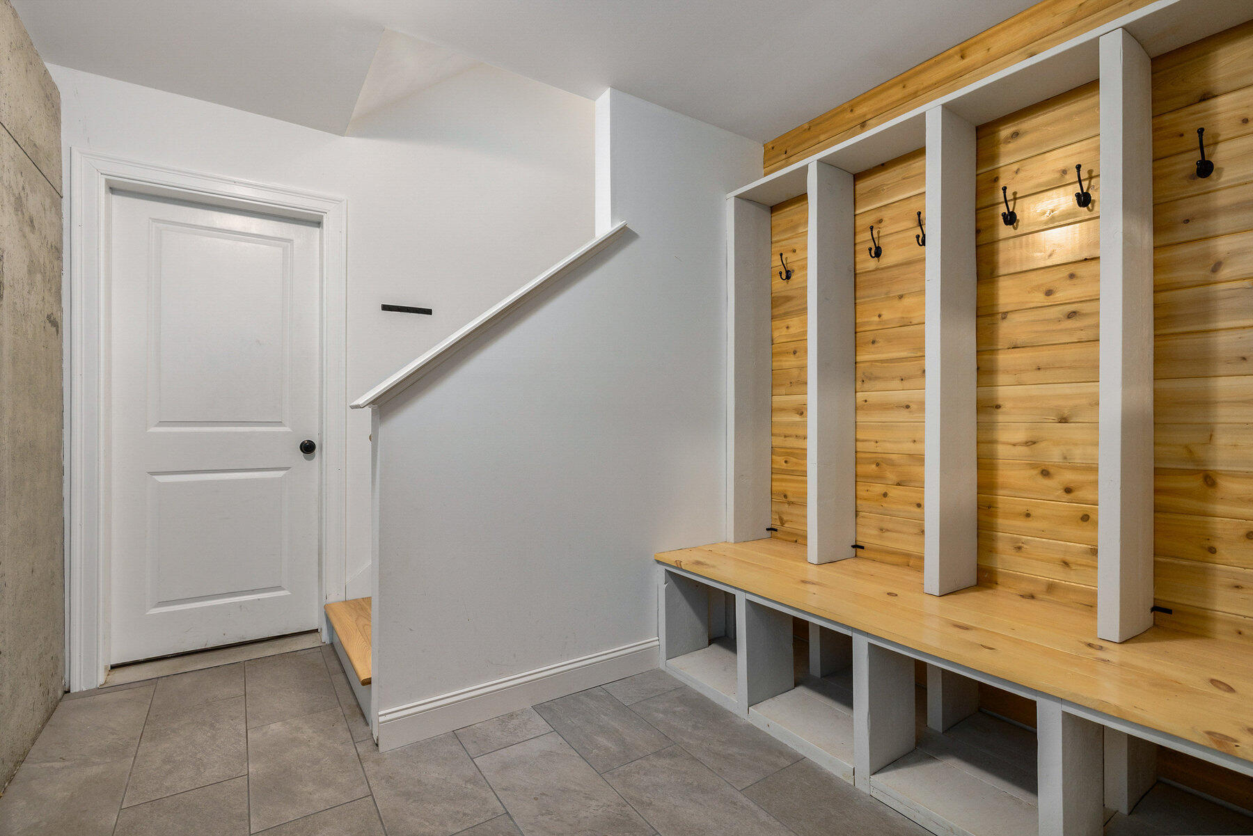 82 Stacy Lane Eliot ME 03903