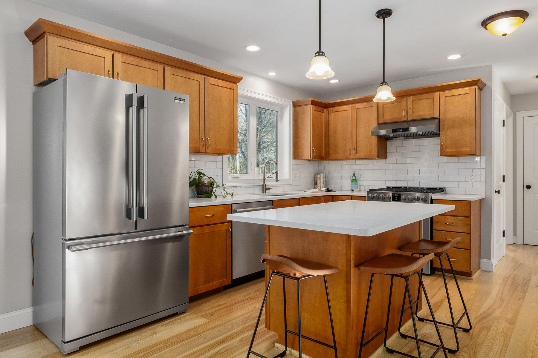 82 Stacy Lane Eliot ME 03903