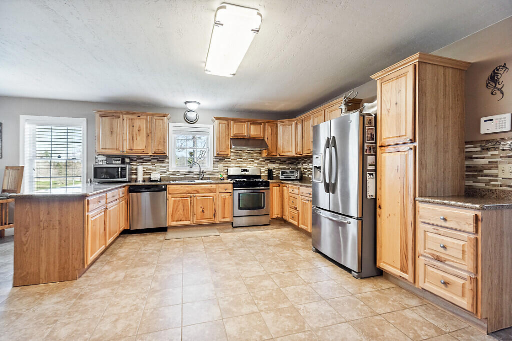 1391 Albion Road Winslow ME 04901