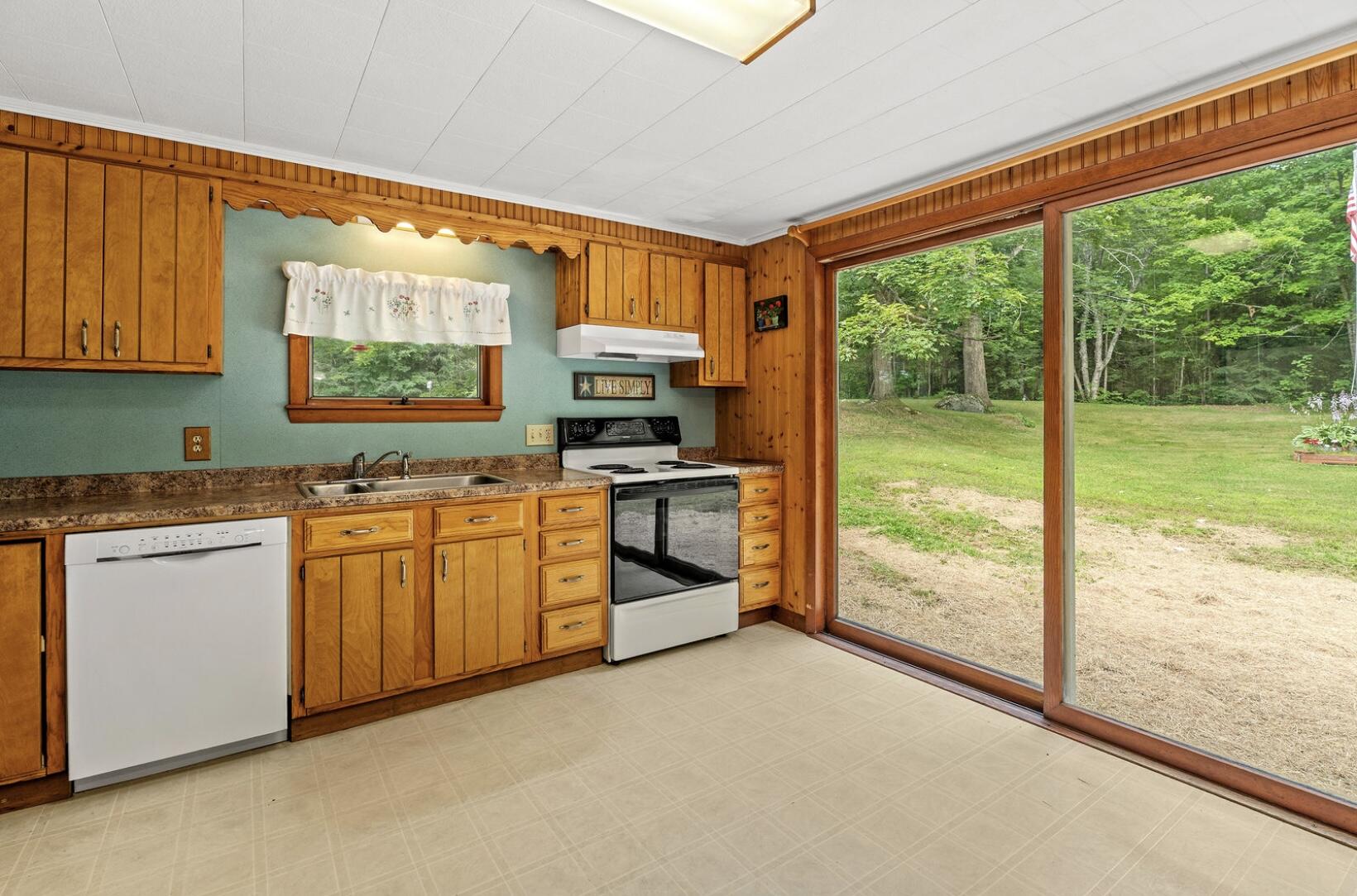 1303 Bear Hill Road Dover-foxcroft ME 04426