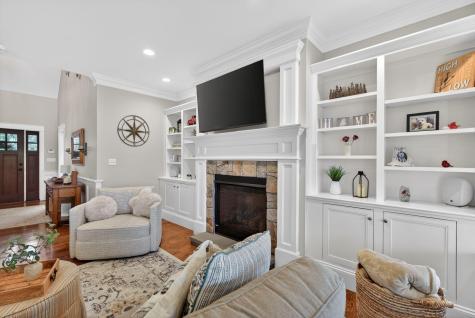 45 Old Farm Lane Eliot ME 03903