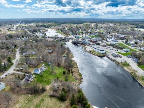 4 Elliot Street Machias ME 04654
