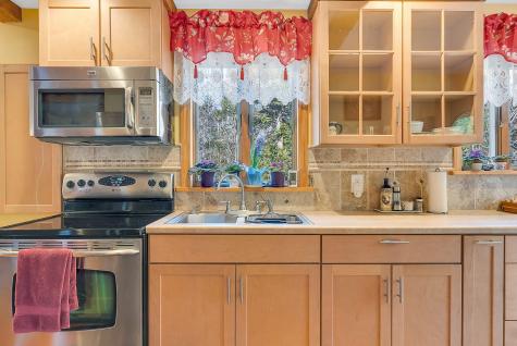 30 Elliott Way Waterford ME 04088
