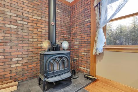 30 Elliott Way Waterford ME 04088