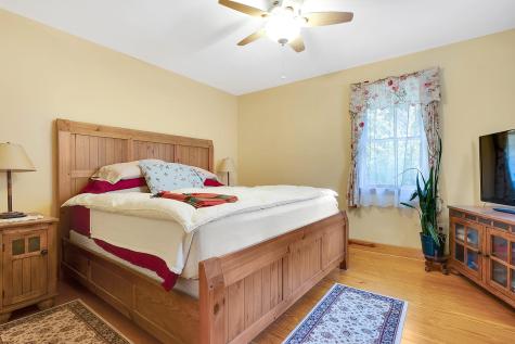 30 Elliott Way Waterford ME 04088