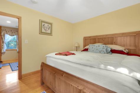 30 Elliott Way Waterford ME 04088
