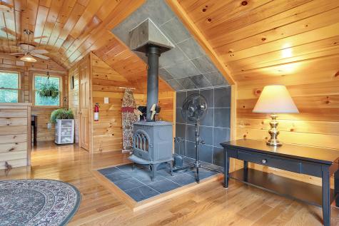 30 Elliott Way Waterford ME 04088