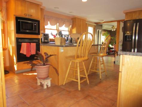 146 East Main Street Paris ME 04281