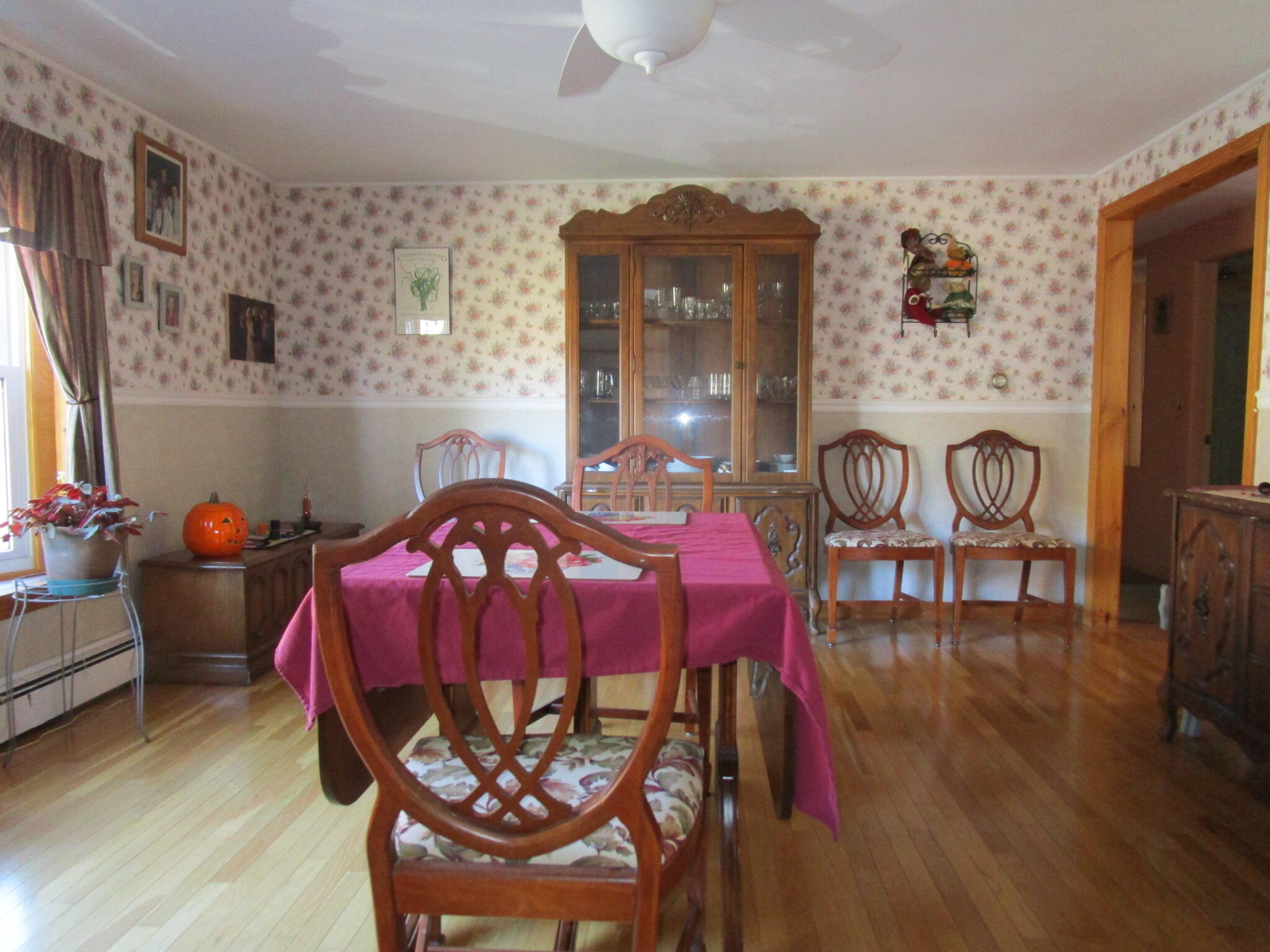 146 East Main Street Paris ME 04281