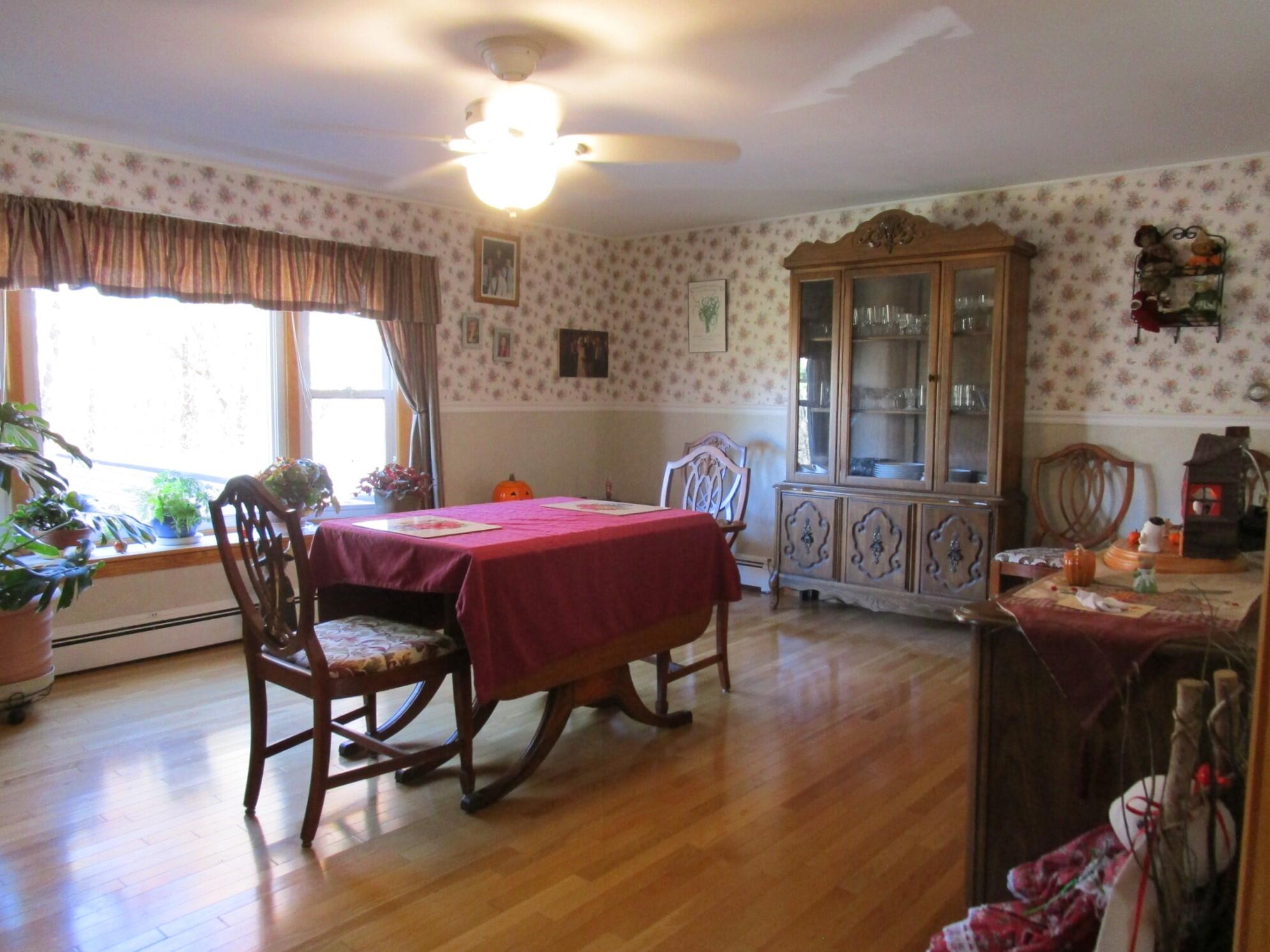 146 East Main Street Paris ME 04281