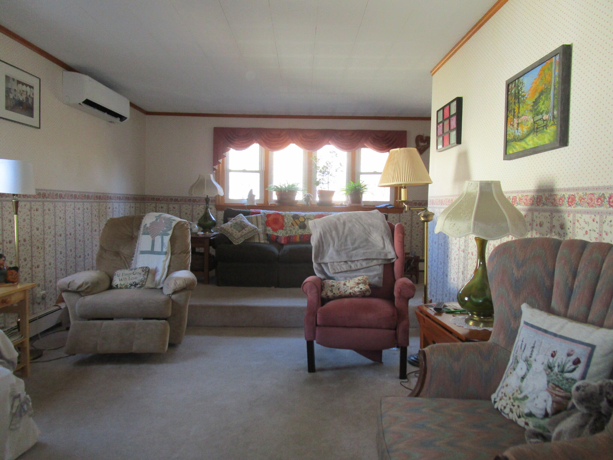 146 East Main Street Paris ME 04281