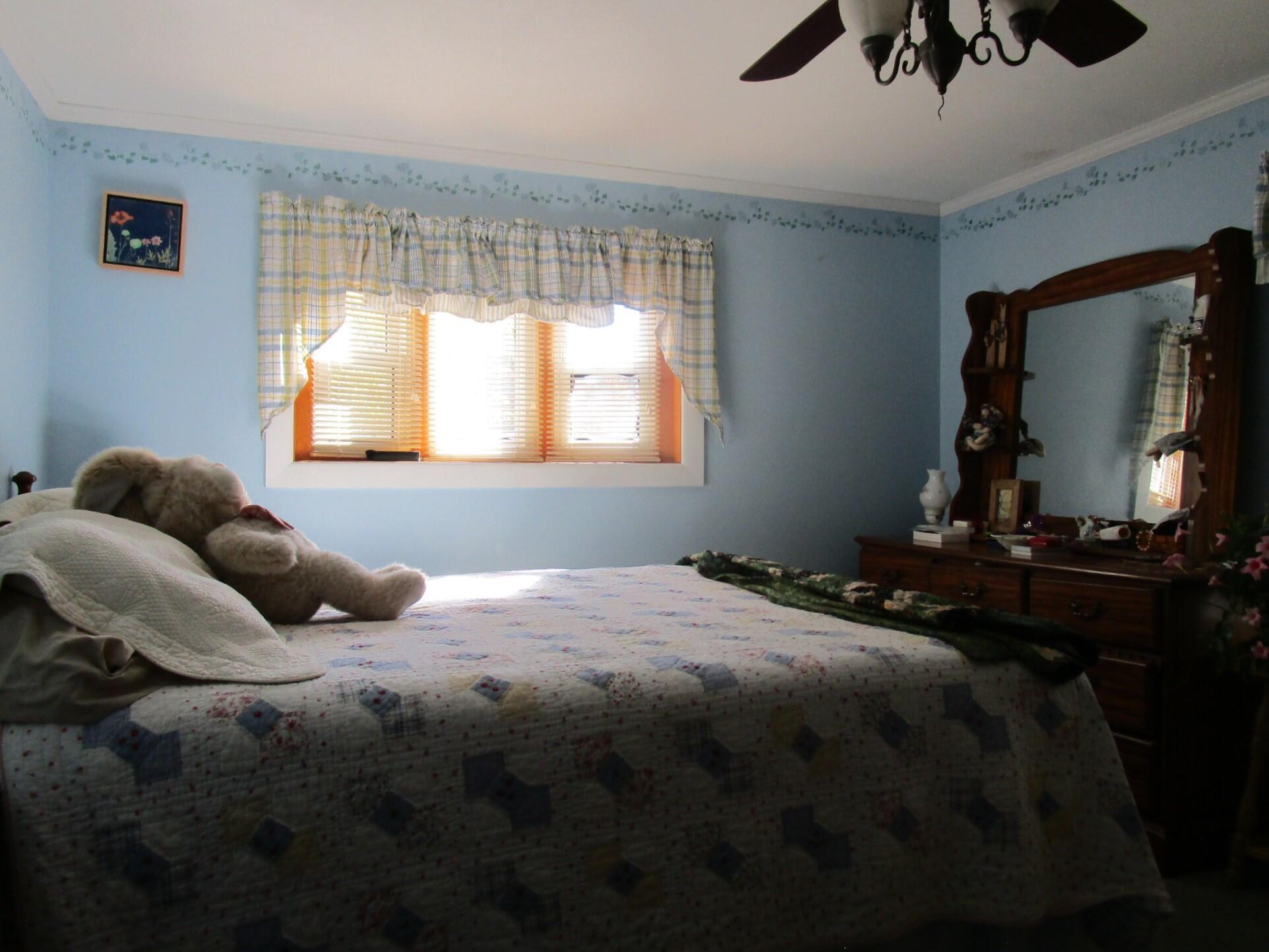 146 East Main Street Paris ME 04281