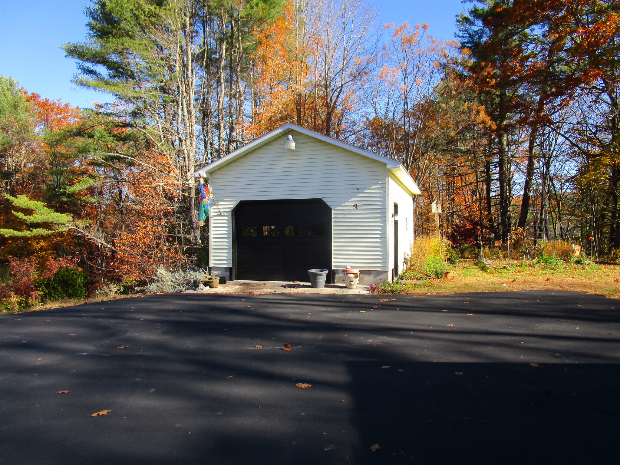 146 East Main Street Paris ME 04281