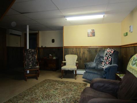 146 East Main Street Paris ME 04281