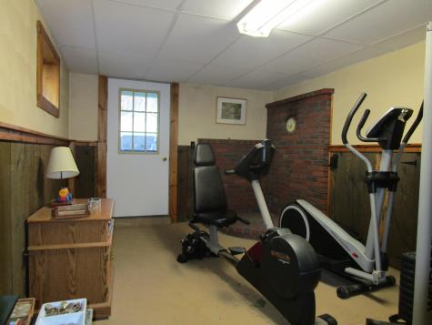 146 East Main Street Paris ME 04281