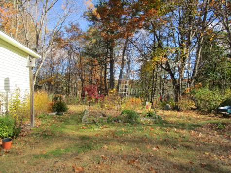 146 East Main Street Paris ME 04281