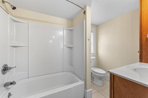 2798 N Belfast Avenue Augusta ME 04330