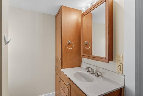 2798 N Belfast Avenue Augusta ME 04330