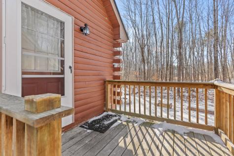 5 Inlet Point Road Raymond ME 04071