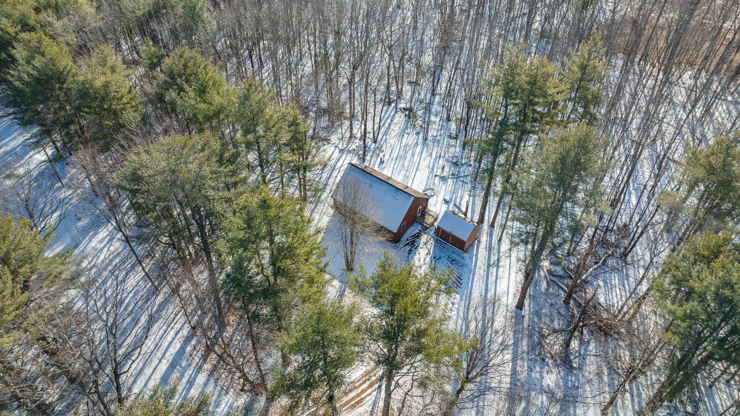 5 Inlet Point Road Raymond ME 04071