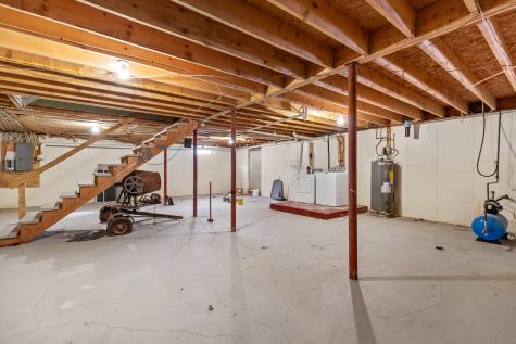 5 Inlet Point Road Raymond ME 04071