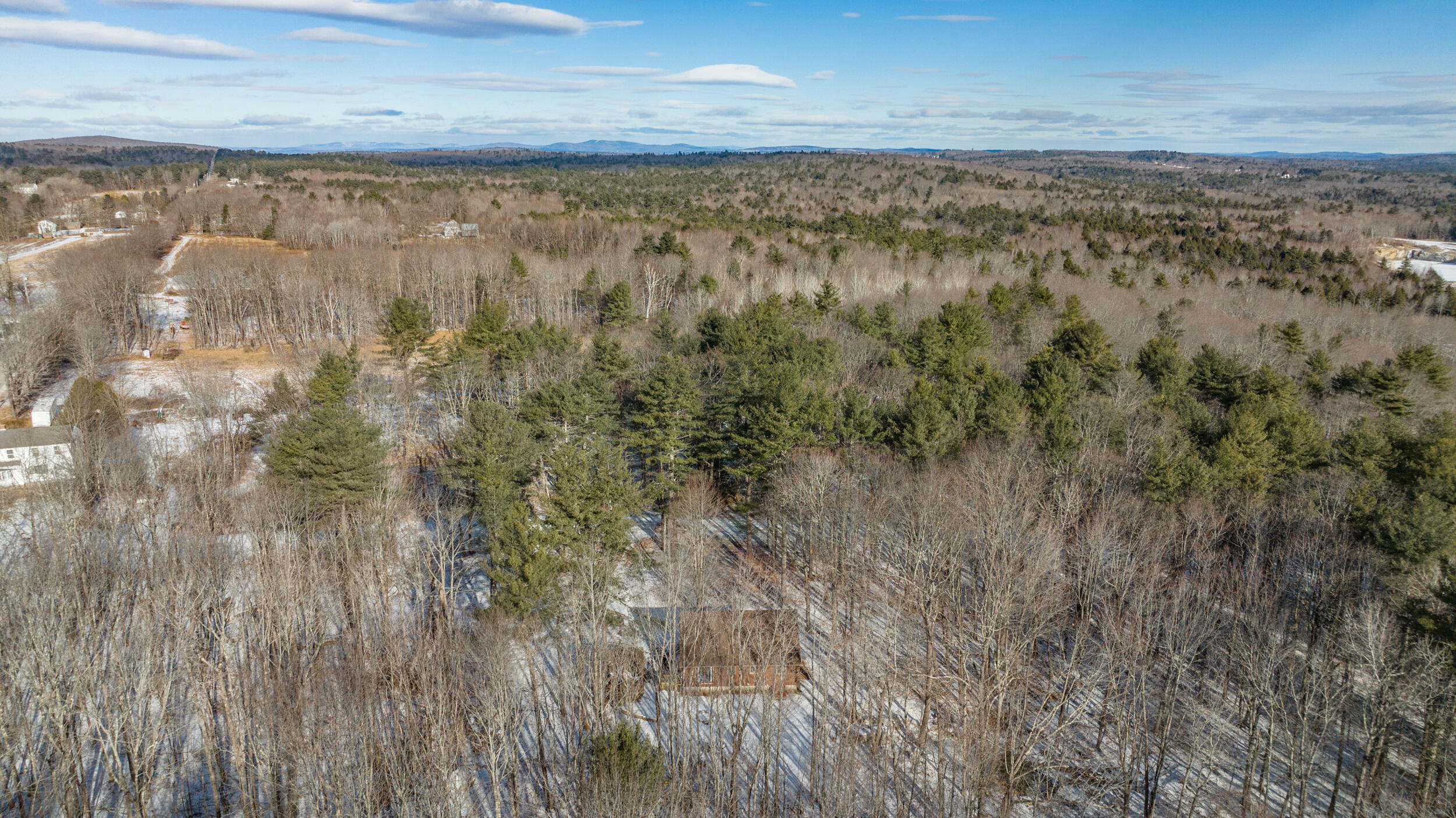 5 Inlet Point Road Raymond ME 04071