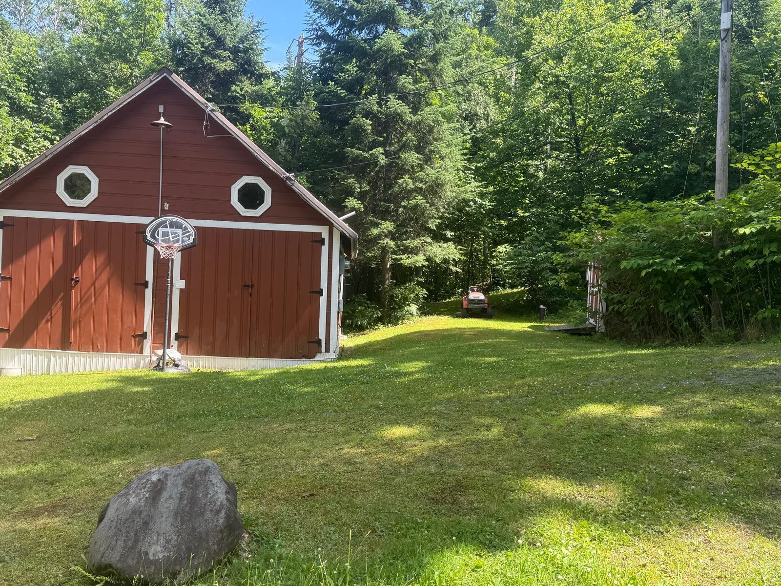 422 West Road Portage Lake ME 04768