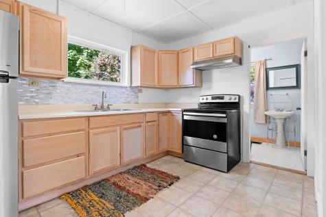 30 Admontem Avenue Rockland ME 04841