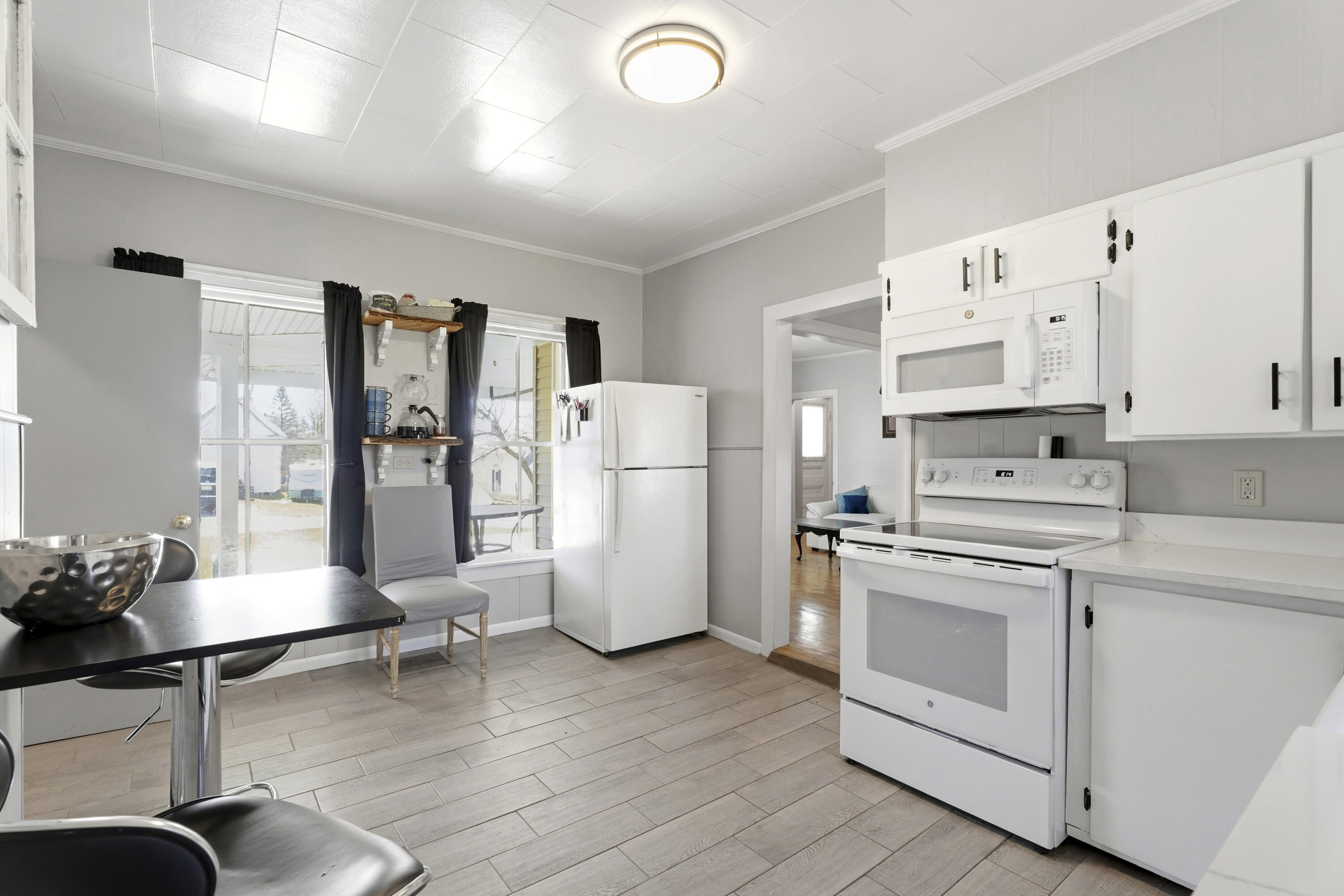 17 Grange Street Dover-foxcroft ME 04426