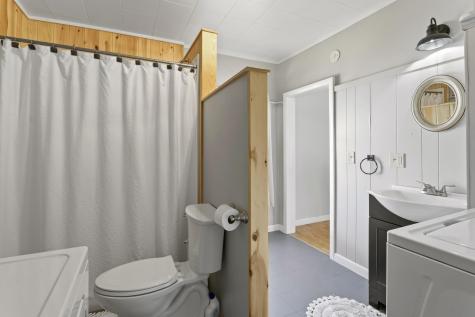17 Grange Street Dover-foxcroft ME 04426