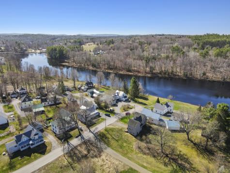 17 Grange Street Dover-foxcroft ME 04426