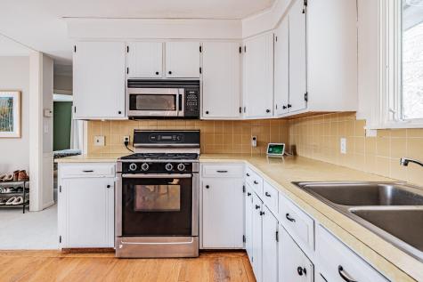 46 Ferry Lane Saco ME 04072