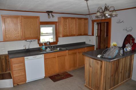324 King Street Oxford ME 04270