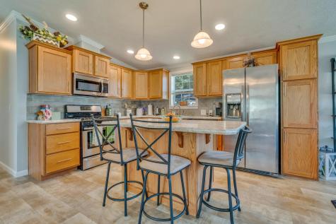 15 Rods Way Arundel ME 04046