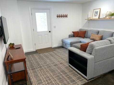 10 The Loop Road Dallas Plt ME 04970