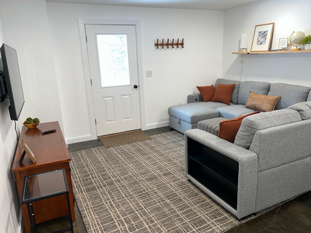 10 The Loop Road Dallas Plt ME 04970