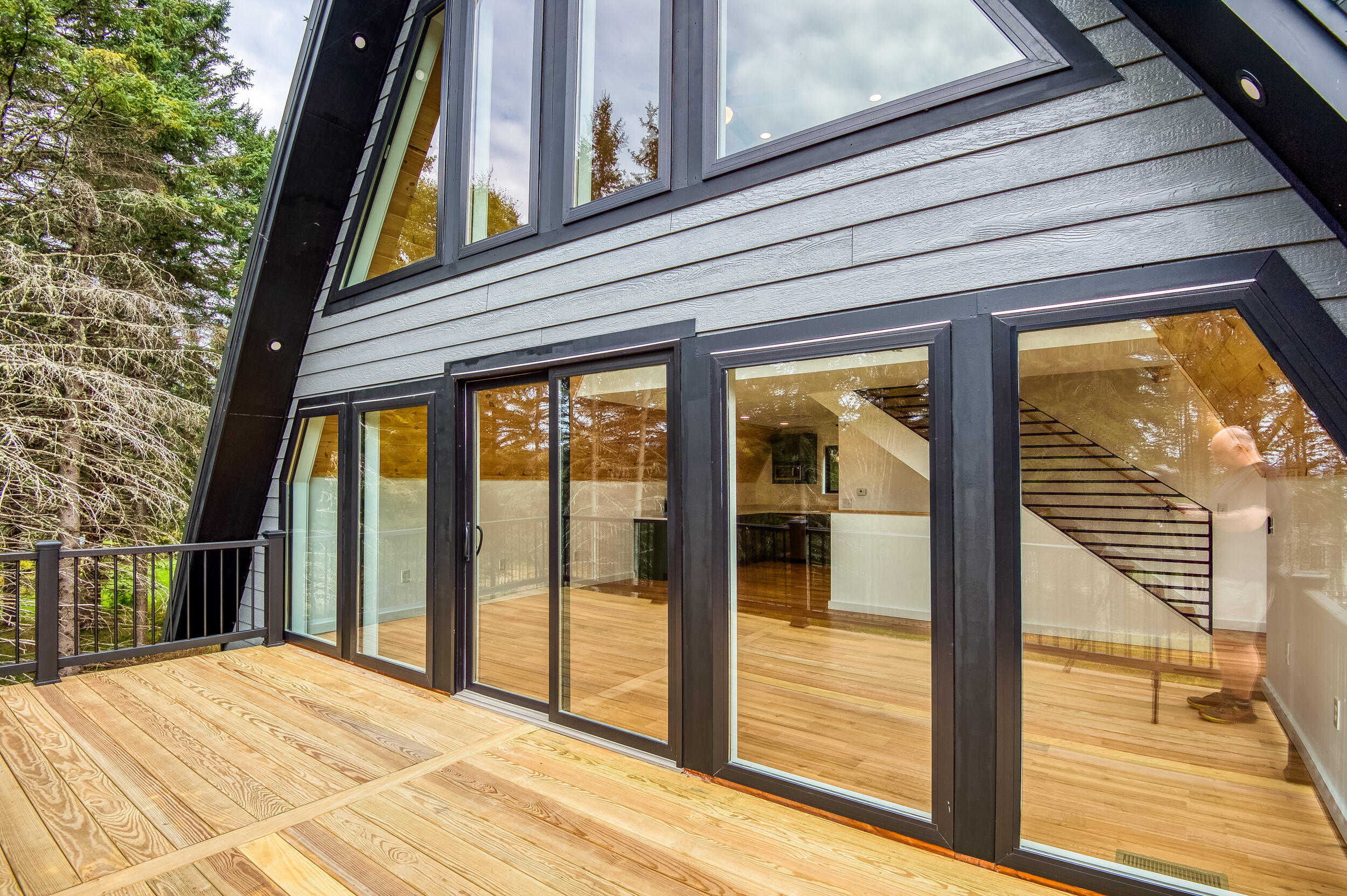 10 The Loop Road Dallas Plt ME 04970