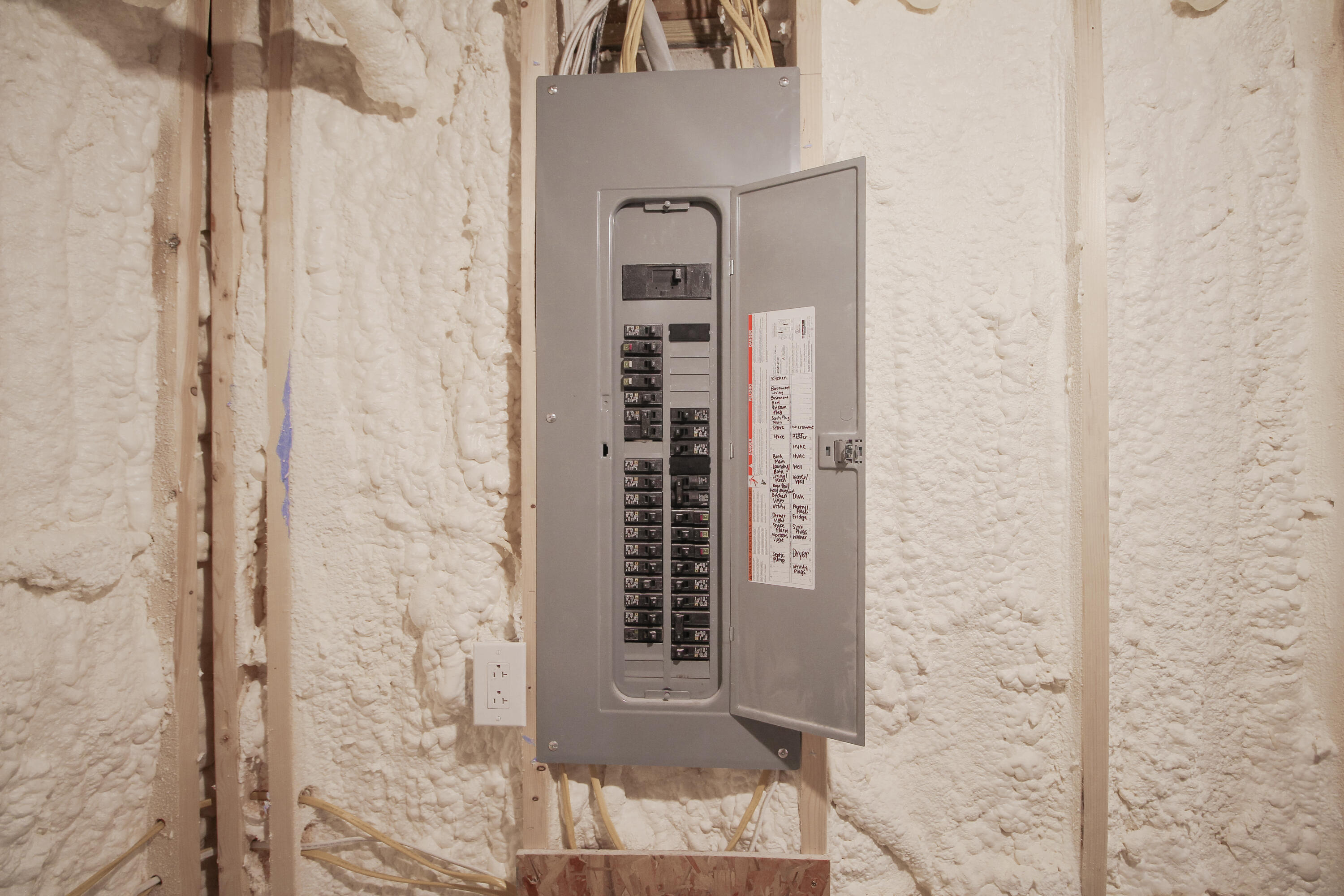 10 The Loop Road Dallas Plt ME 04970