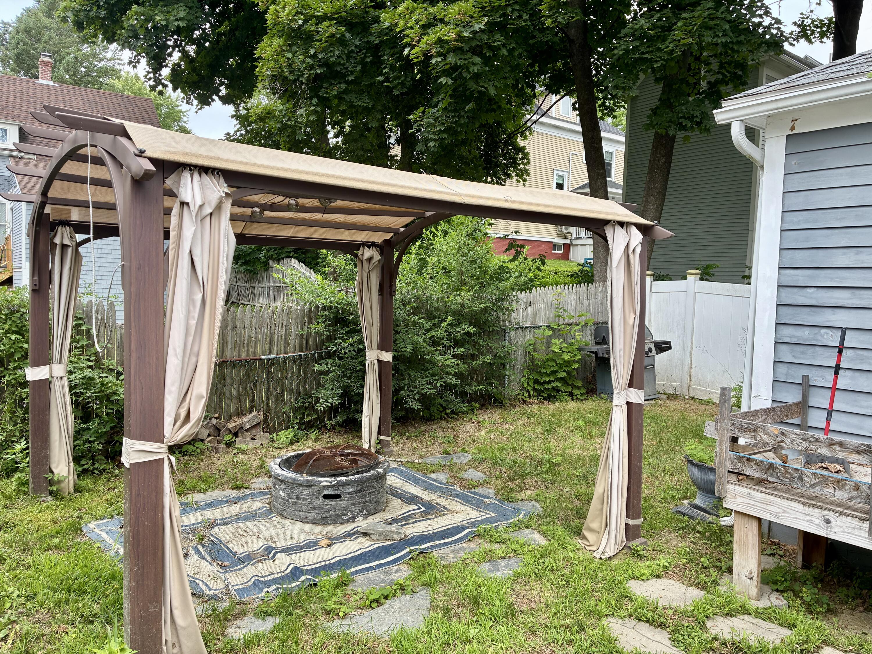 272 Center Street Bangor ME 04401