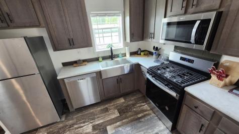 414 Kelley Mobile Home Park Millinocket ME 04462