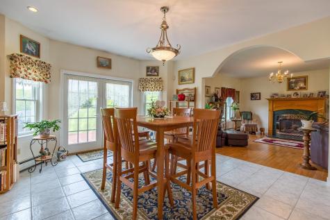 5 Clayton Drive Lewiston ME 04240